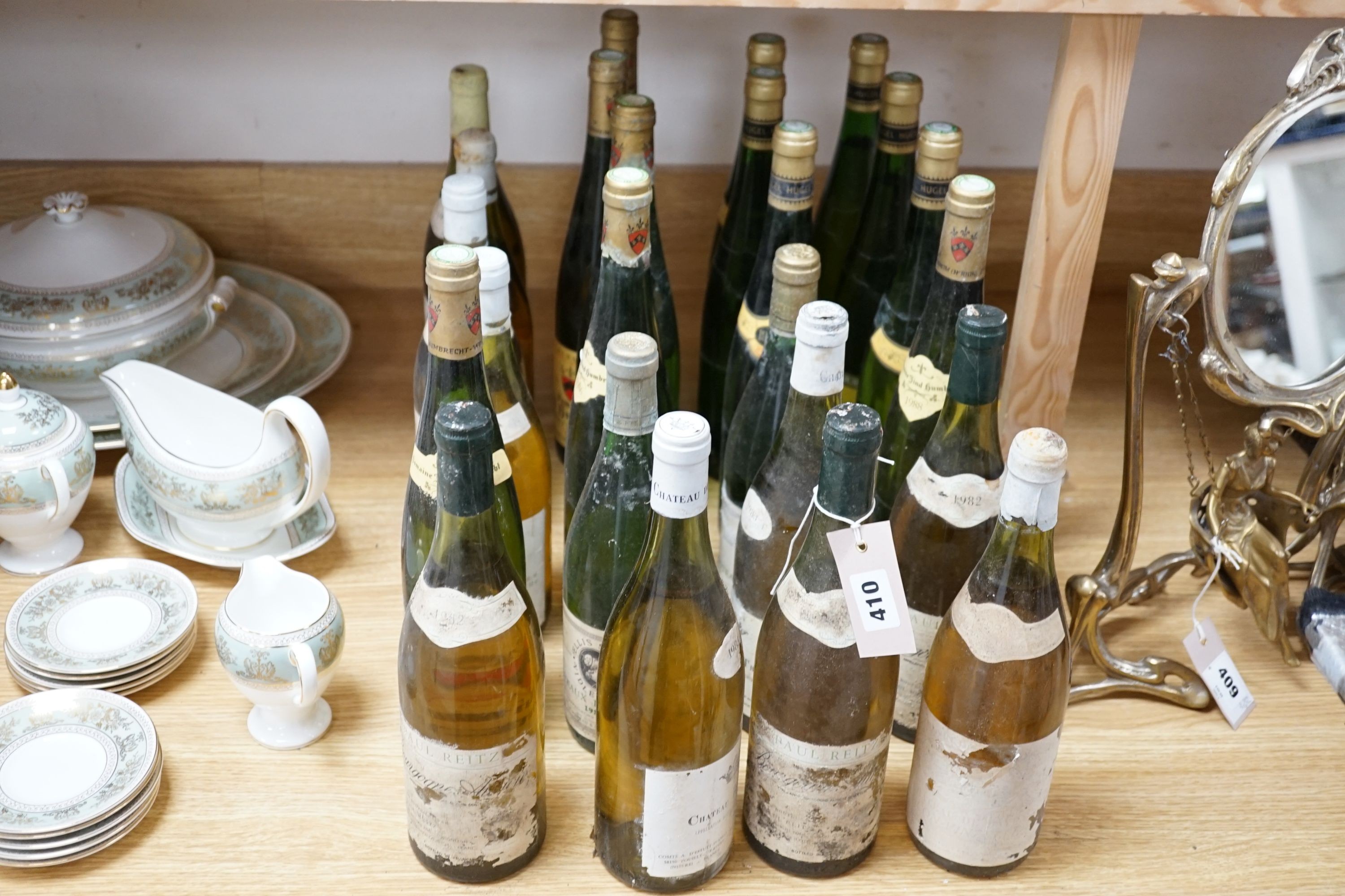 24 bottles of mixed white wines, including 6 bottles of 1986 Pinot D'Alsace, 2 bottles of Coteaux de Layon 1980, 6 bottles of 1983 Jubilee Hugel